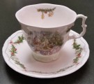 tea-duo-cup-and-saucer-01-merry-midwinter